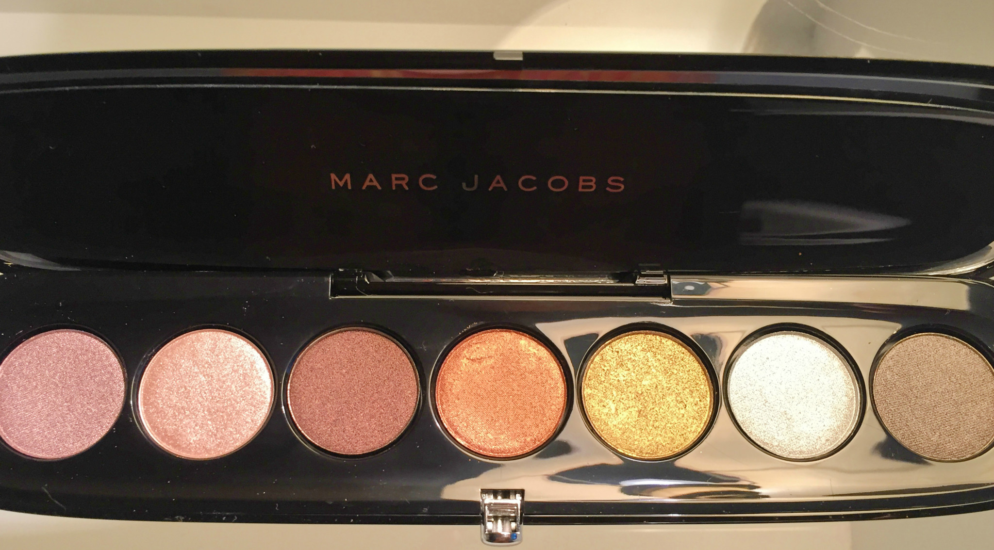 eye-shadow-marc-jacobs-the-starlet-204-colors